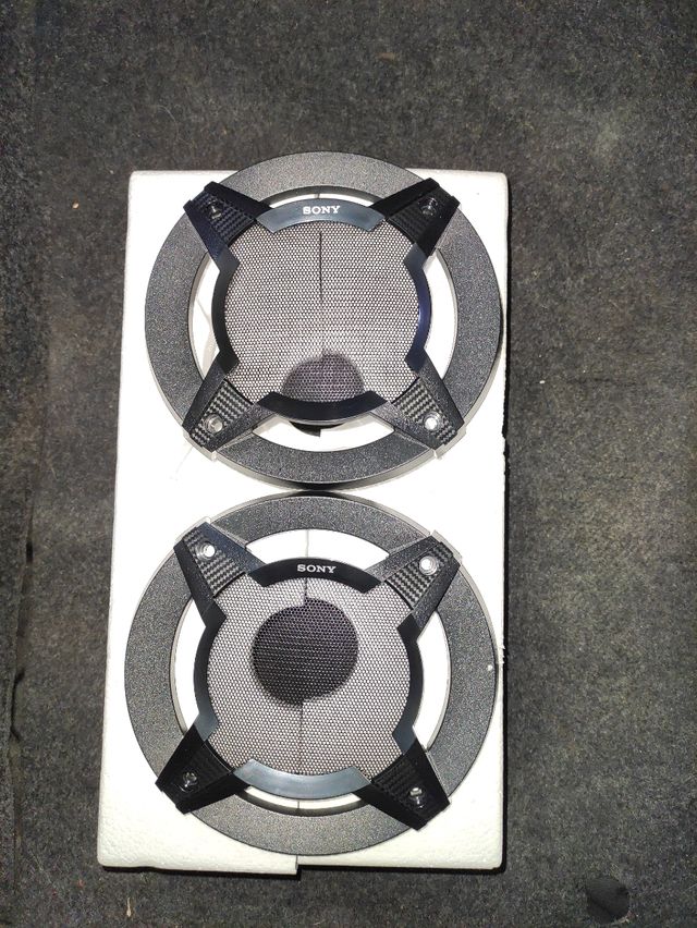 tapas altavoces sony
