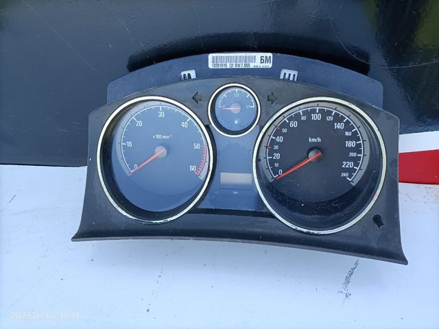 cuadro de instrumentos Opel Zafira B