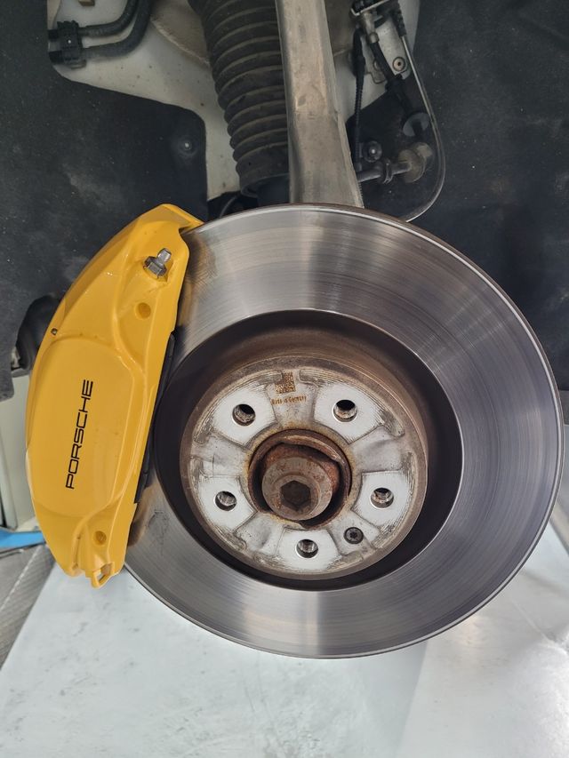 Pintura de pinzas de freno Porsche