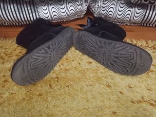 UGG scarpe originali stivaletto numero 38