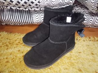 UGG scarpe originali stivaletto numero 38