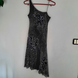Vestido negro de fiesta talla 40 con pedrería