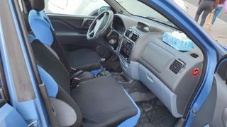 Mitsubishi Space Star 2001