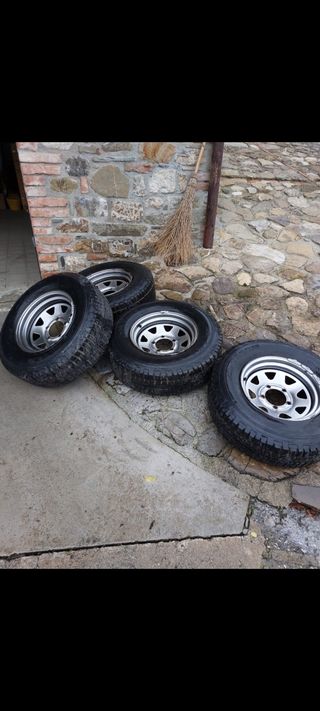 Cerchi fuoristrada 15x7J 5 fori 
