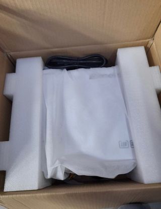 Proyector LED 800 LÚMENES