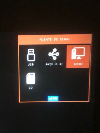 Proyector LED 800 LÚMENES