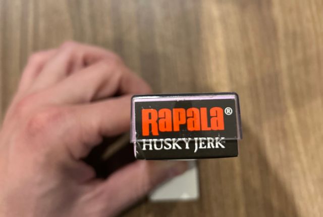 RAPALA HUSKY JERK SUSPENDING BIN LADEN
