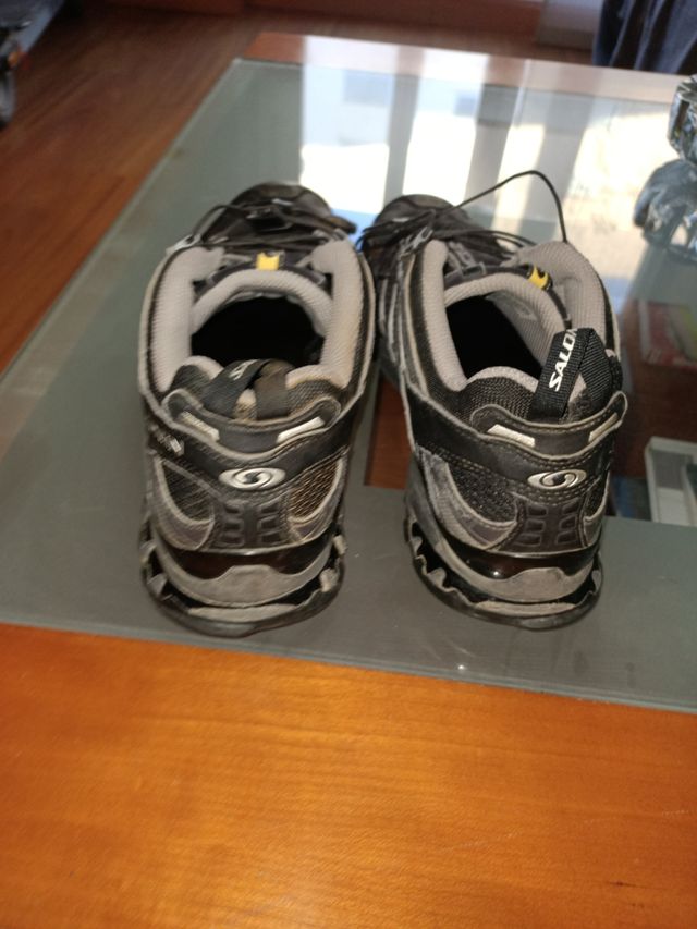 zapatos de montaña Salomón