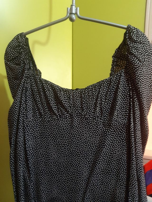 Vestido negro topos Zara