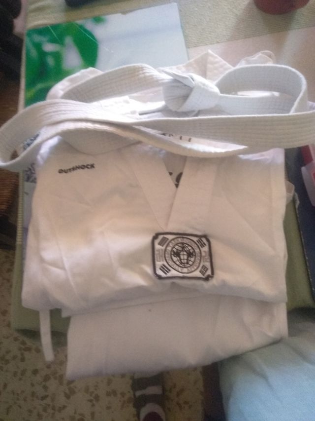 kimono de taekwondo