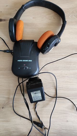 Auriculares inalámbricos vintage