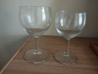 Antiguo cabecero de bronce