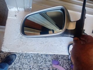 SEAT es espejo izquierdo de SEAT Toledo 2003