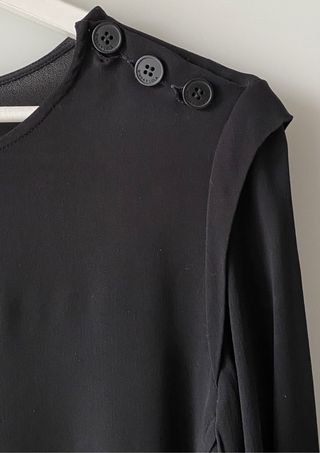 Blusa negra Bimba y Lola estilo evasé t. M nueva