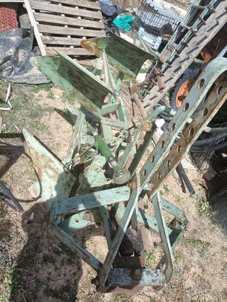 Vertederas reversibles