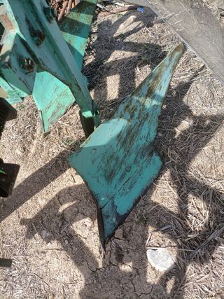 Vertederas reversibles