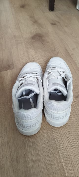 zapatillas Adidas blancas