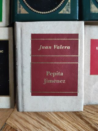 BIBLIOTECA EN MINIATURA PLANETA DEAGOSTINI CLASICO