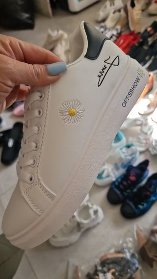 zapatos y ropa al por mayor