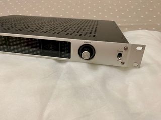 UAD Apollo 16 Thunderbolt