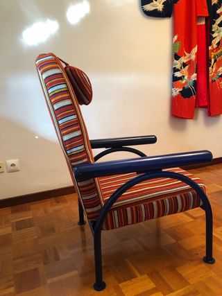 Butaca francesa de diseño restaurada