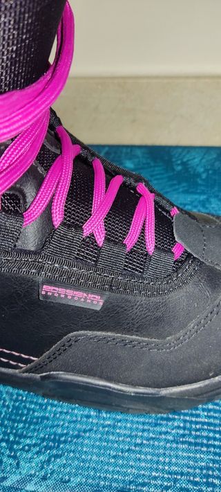 Botas Snowboard Rossignol y casco.