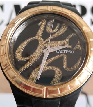 Reloj a estrenar por cierre de joyería 