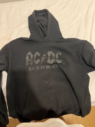 sudadera pull and bear negra de ac/dc