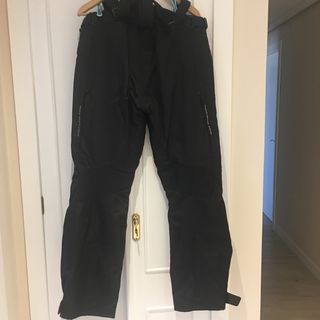 Cazadora y pantalón Alpinestar modelo Andes