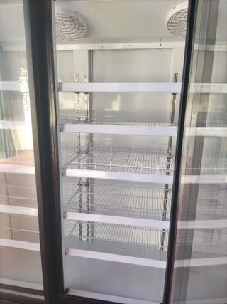 VITRINA DE SUPERMERCADOS TRES PUERTAS