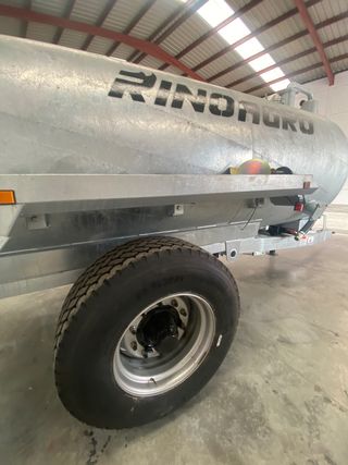 Remolque Cisterna Galvanizada 7.000 litros 