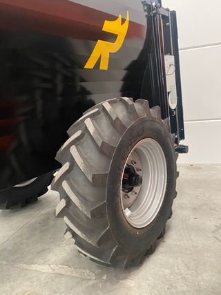 Esparcidor de Estiercol 1 eje NUEVO