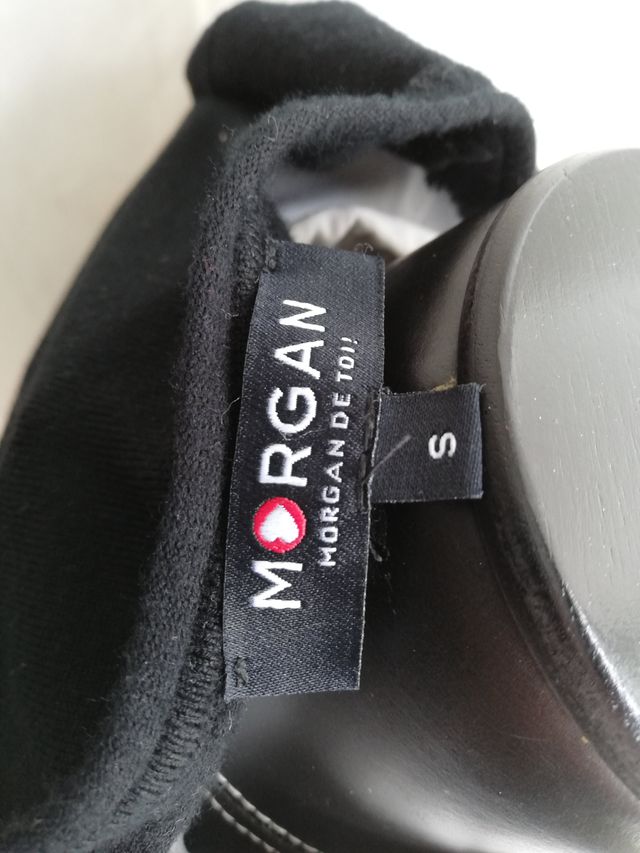 Jersey Morgan Negro y Dorado