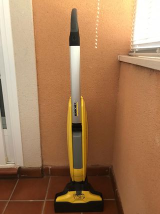 Fregagasuelos aspirado de de bateria