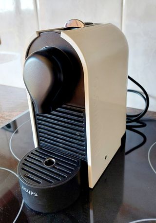 Cafetera Nespresso Blanca