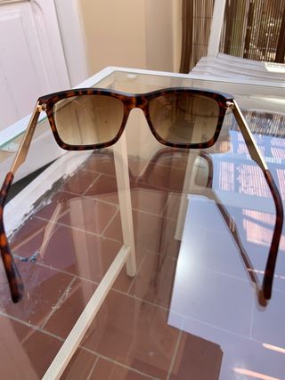 Gafas de sol marca GUESS