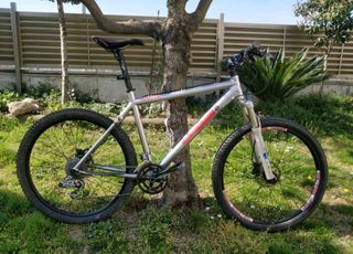 Commençal Essence (Talla M)