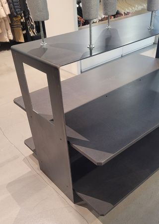 Expositor Calças de Mulher