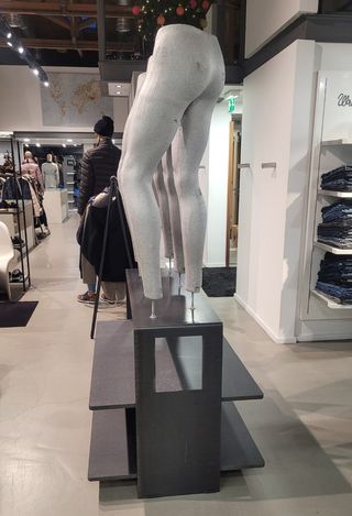 Expositor Calças de Homem