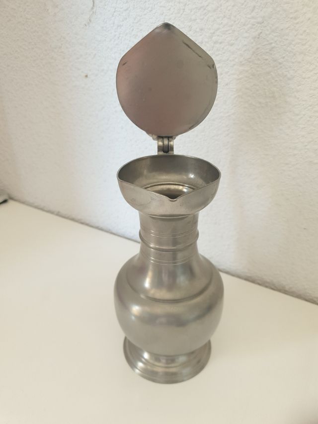 Jarra de peltre vintage francesa