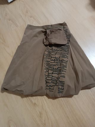 falda tipo globo desigual como nueva