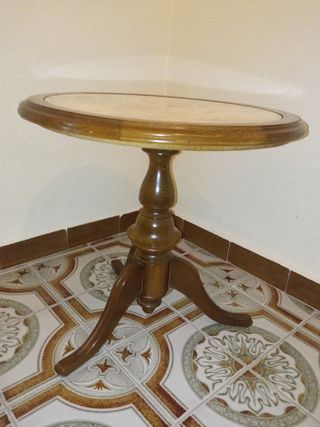 mesa pequeña 