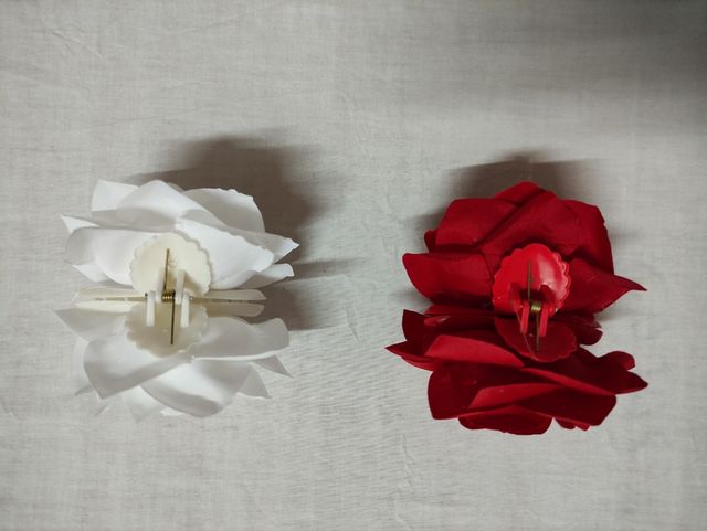 FLORES FLAMENCA DOBLE. NUEVA.