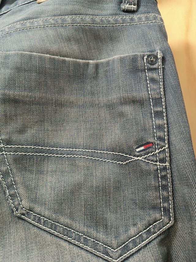 Vaquero Tommy Hilfiger vintage.