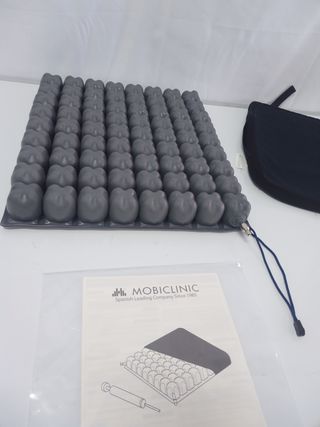 COJÍN BURBUJAS DE AIRE 2 SECCIONES 36X36 H10CM