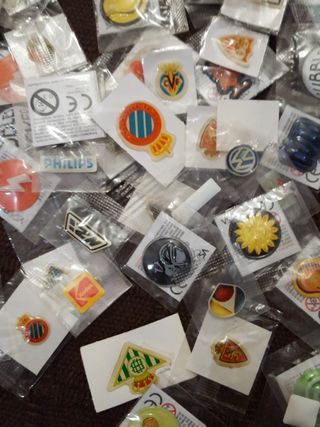 Pegatinas antiguas selladas