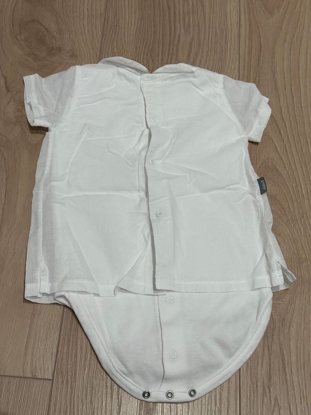 Body camisa Babidu unisex 12 meses. Una puesta