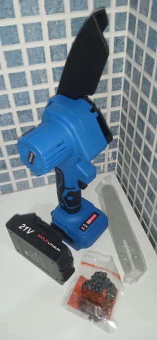 Motosierra a batería (NUEVA)