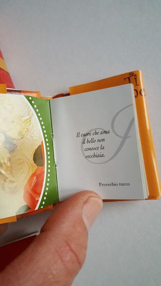 Mini libro di citazioni e massime cm.5x6