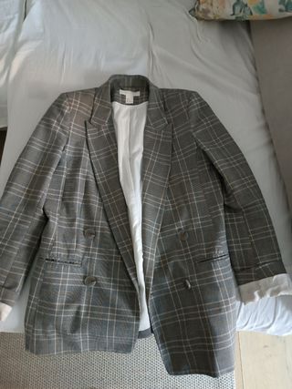 Americana Gris cuadros H&M